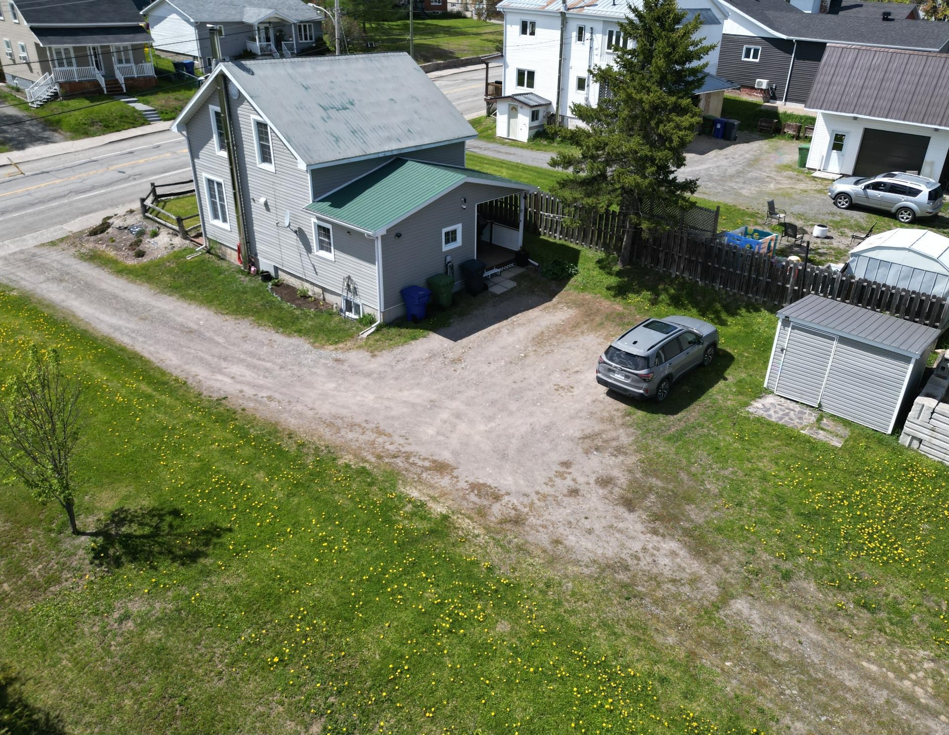 









27


Rue Principale S.

,
Saint-Eugène-de-Guigues,




QC
J0Z3L0

