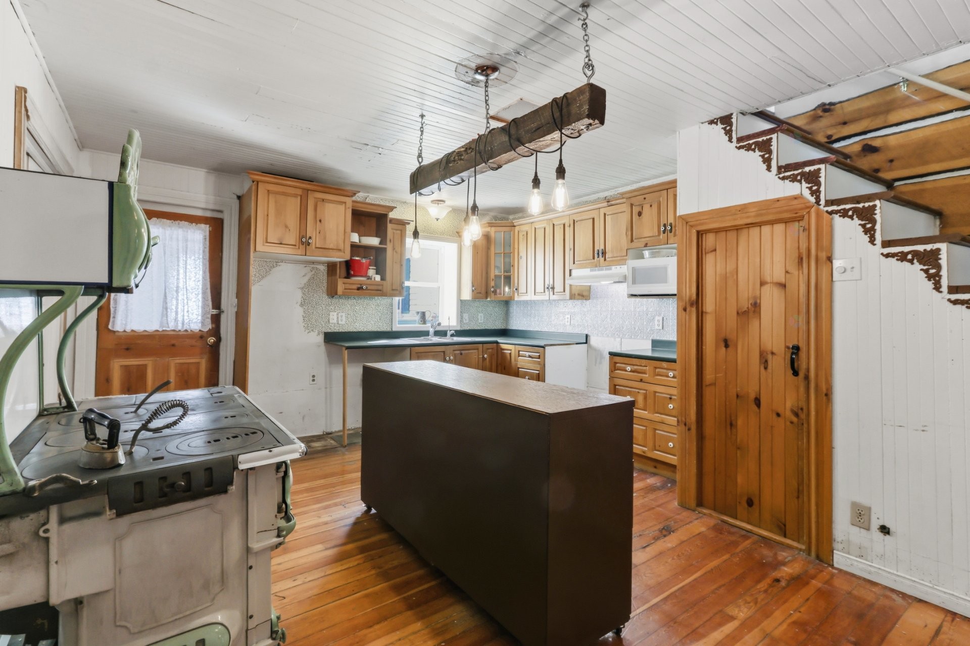 









2085


Route 203

,
Très-Saint-Sacrement,




QC
J0S1G0

