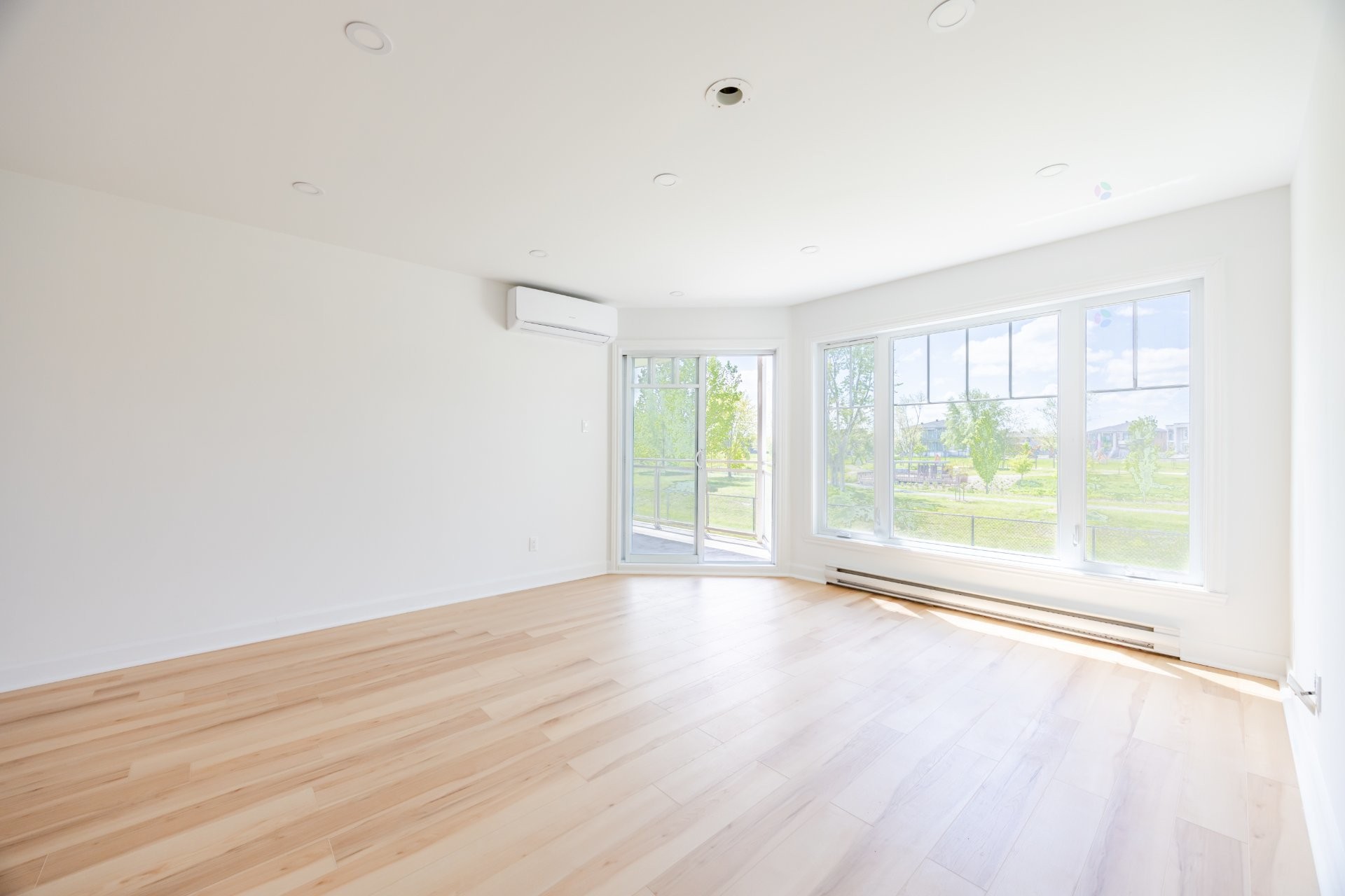 









5625


Rue Condor

, 2,
Brossard,




QC
J4Z0A4


