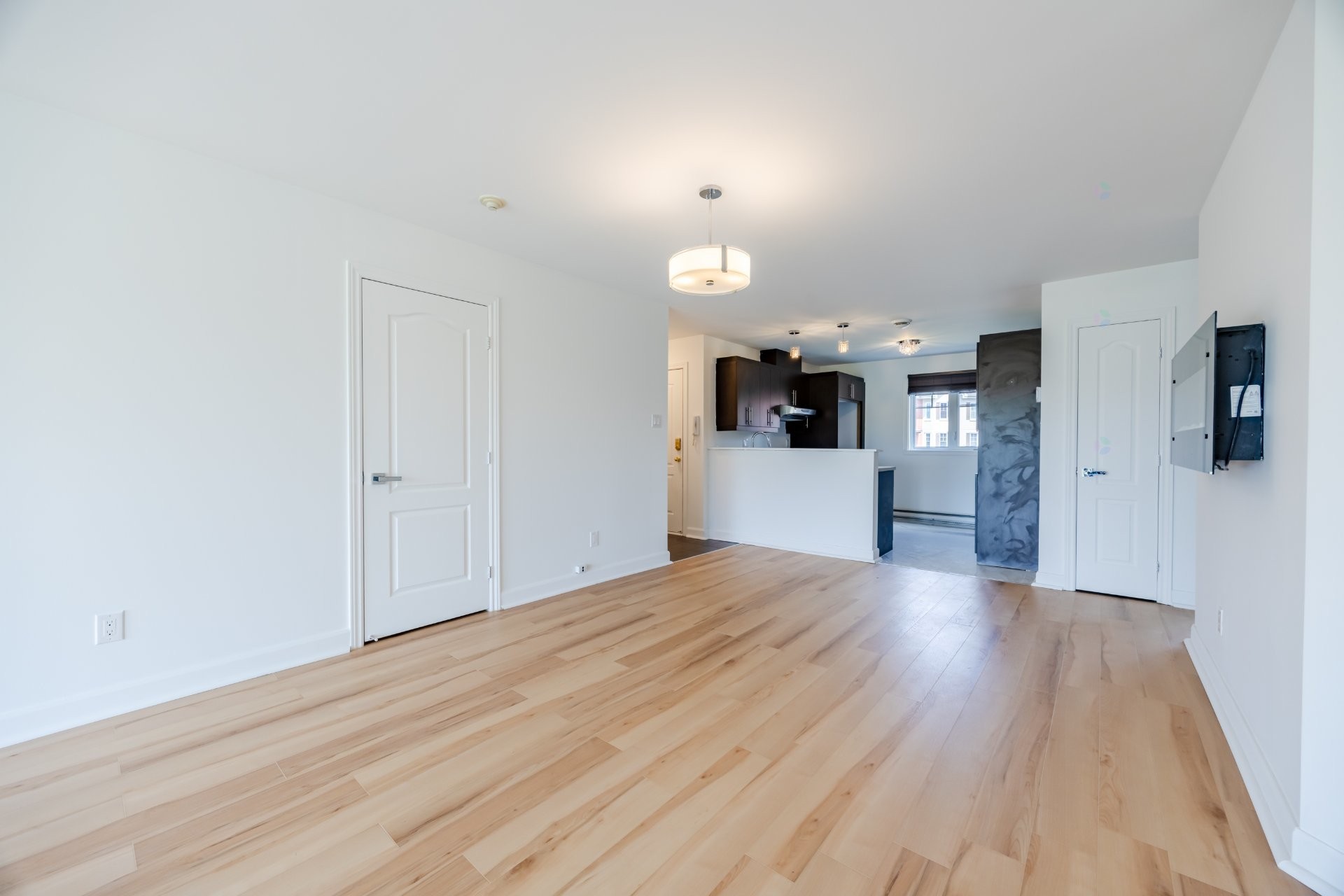 









5625


Rue Condor

, 2,
Brossard,




QC
J4Z0A4

