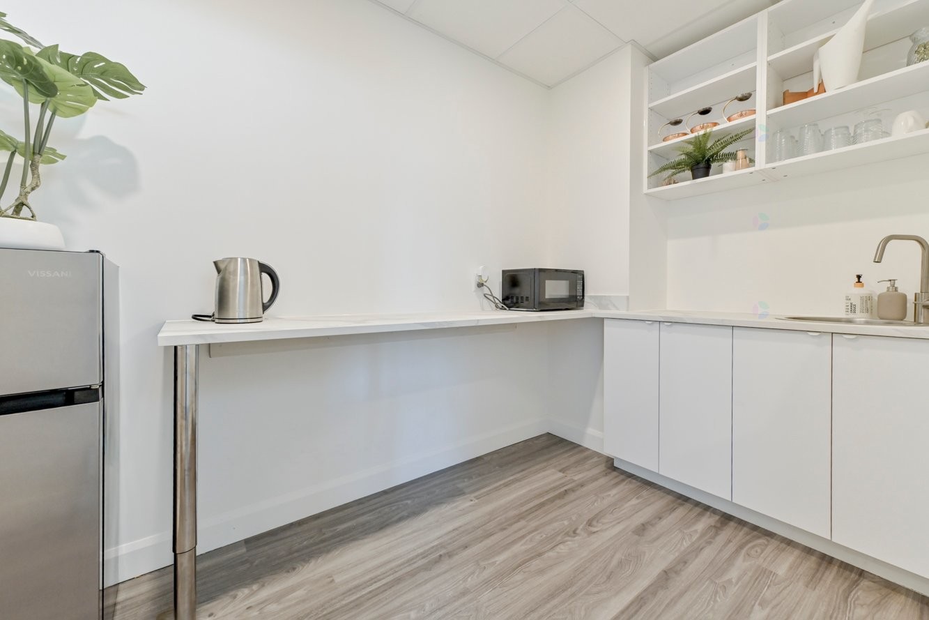









465


Av. Victoria

,
Saint-Lambert,




QC
J4P2J2

