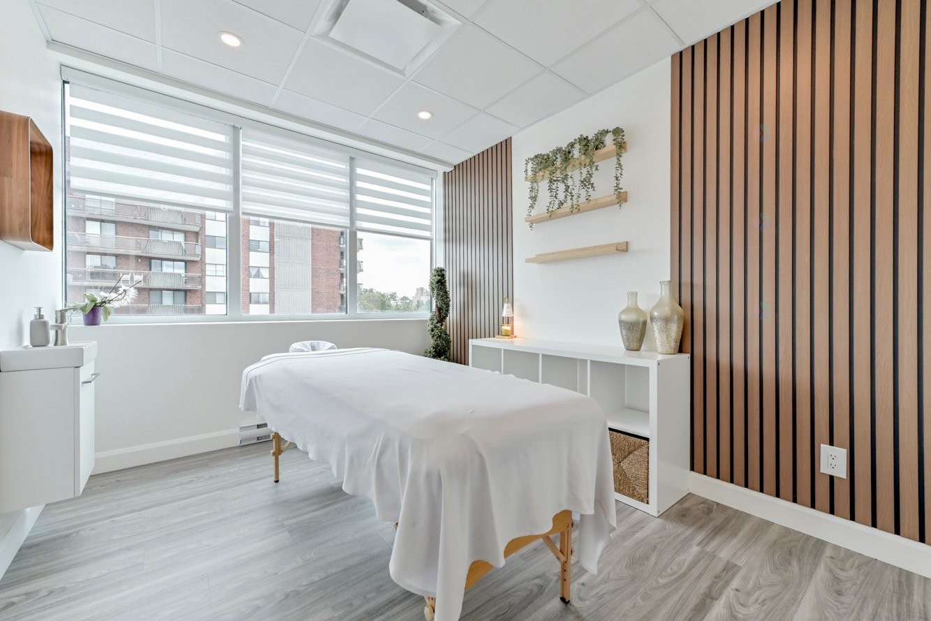 









465


Av. Victoria

,
Saint-Lambert,




QC
J4P2J2

