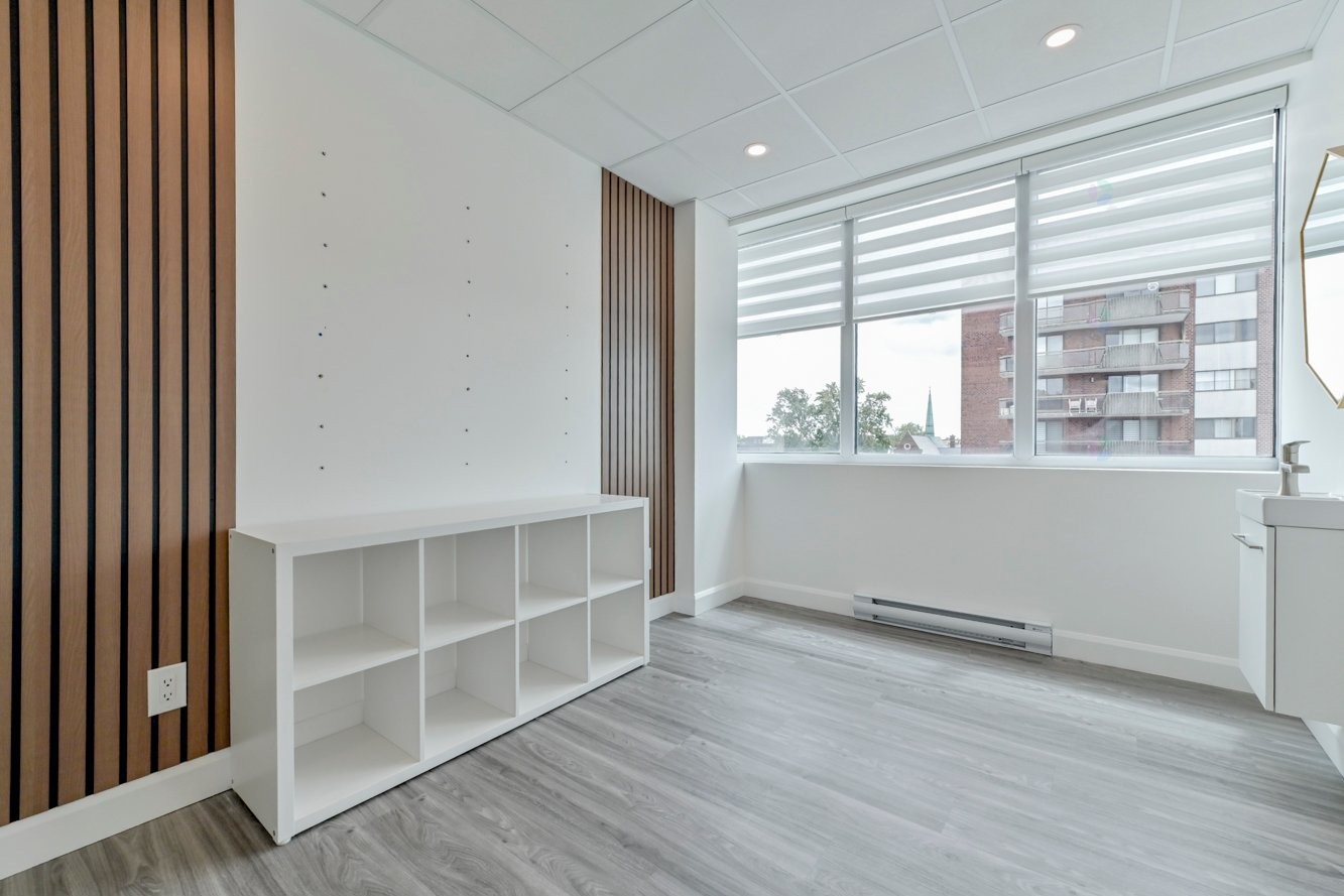 









465


Av. Victoria

,
Saint-Lambert,




QC
J4P2J2

