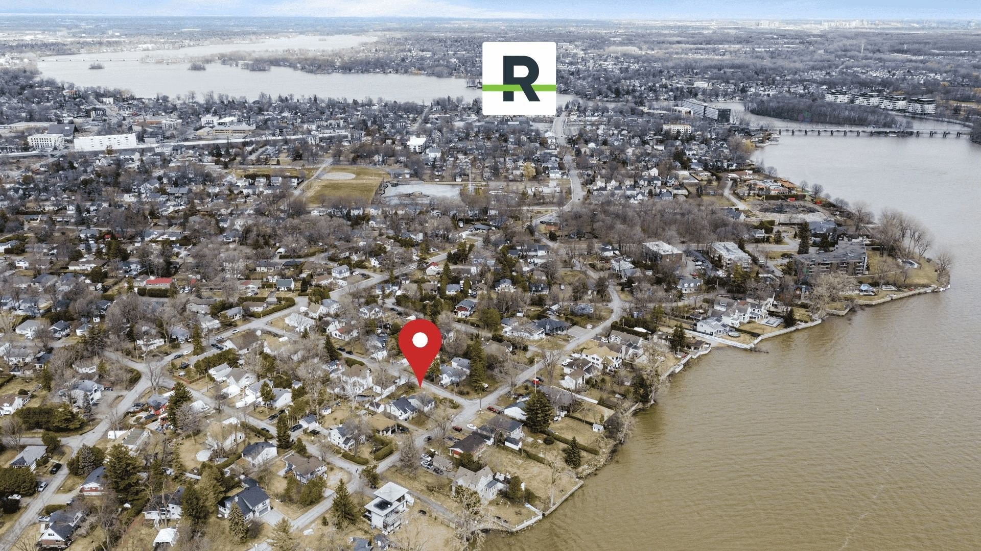 









1817


Rue Lakebreeze

,
Deux-Montagnes,




QC
J7R1A7

