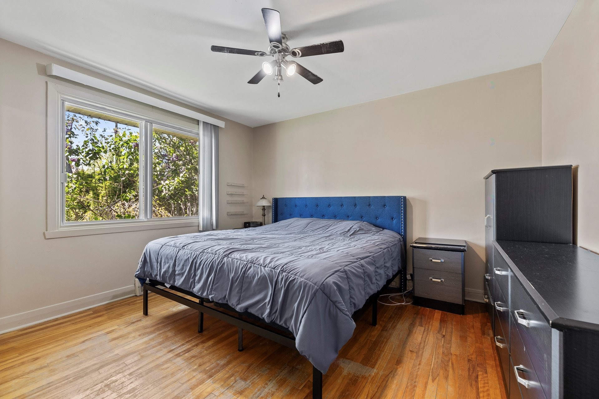 









335


Av. Stream

,
Dorval,




QC
H9S2P7

