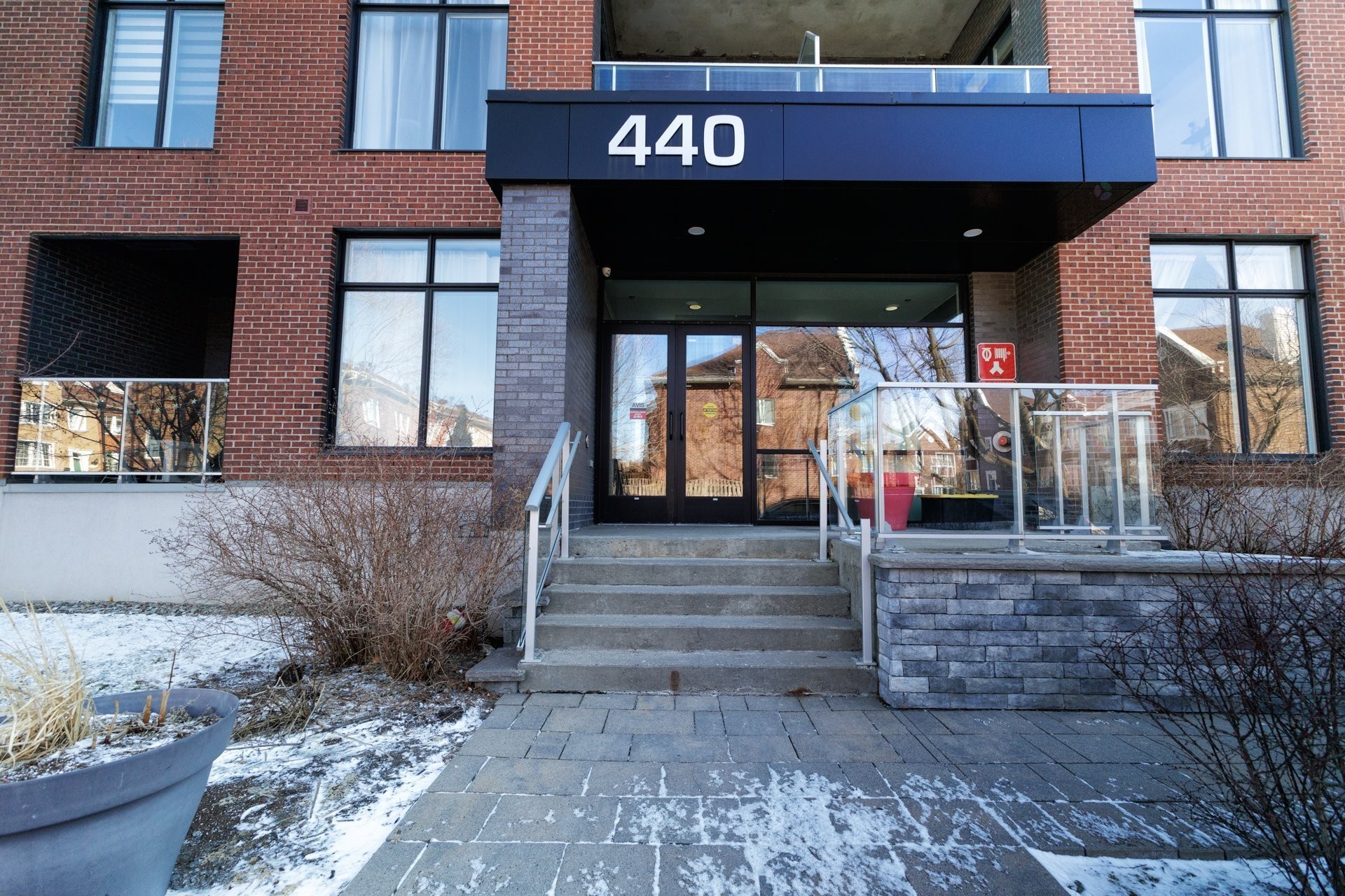









440


19e Avenue

, 109,
Montréal (Lachine),




QC
H8S3S2


