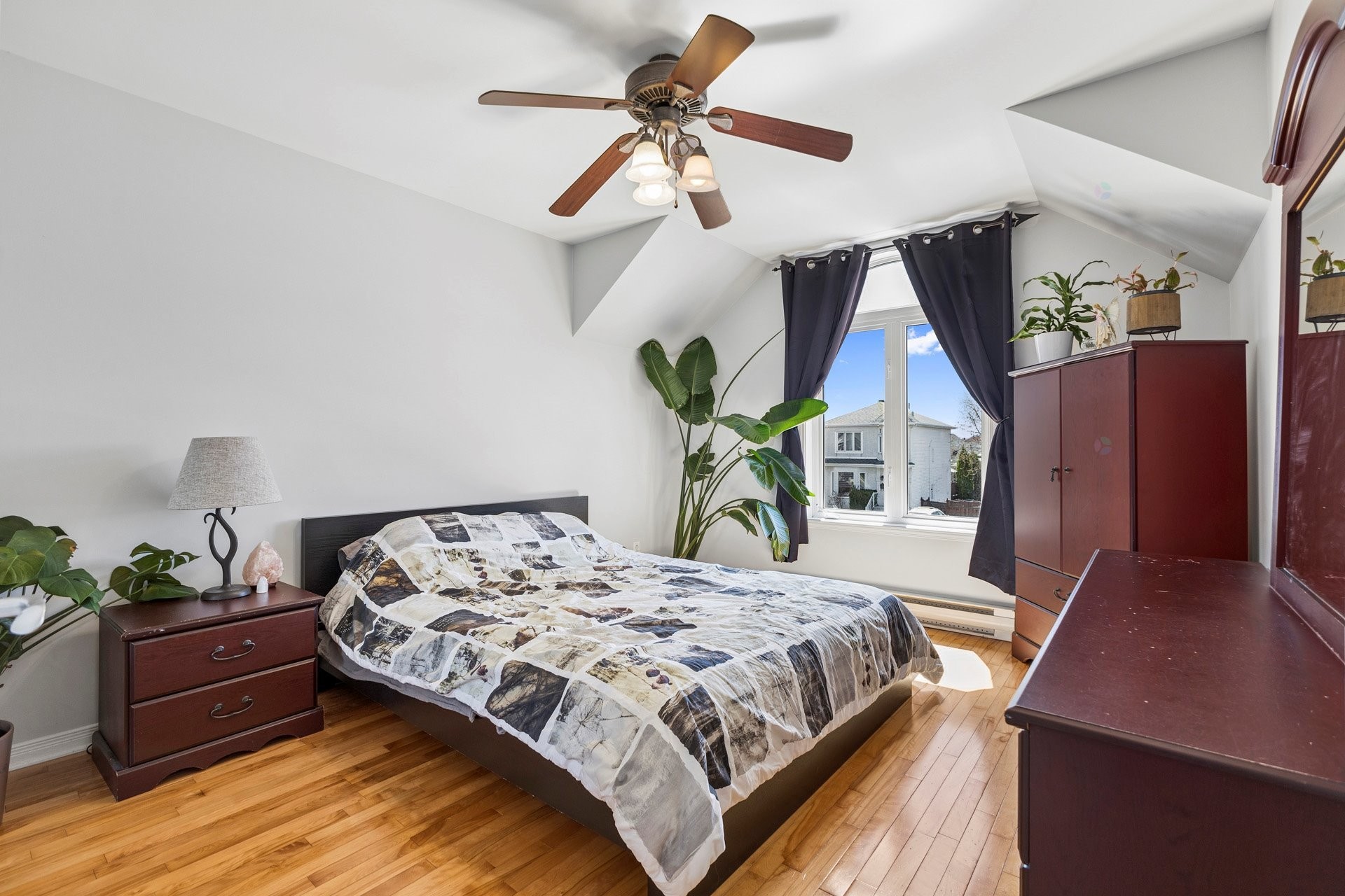 









2684


Rue des Floralies

,
Vaudreuil-Dorion,




QC
J7V8Y5

