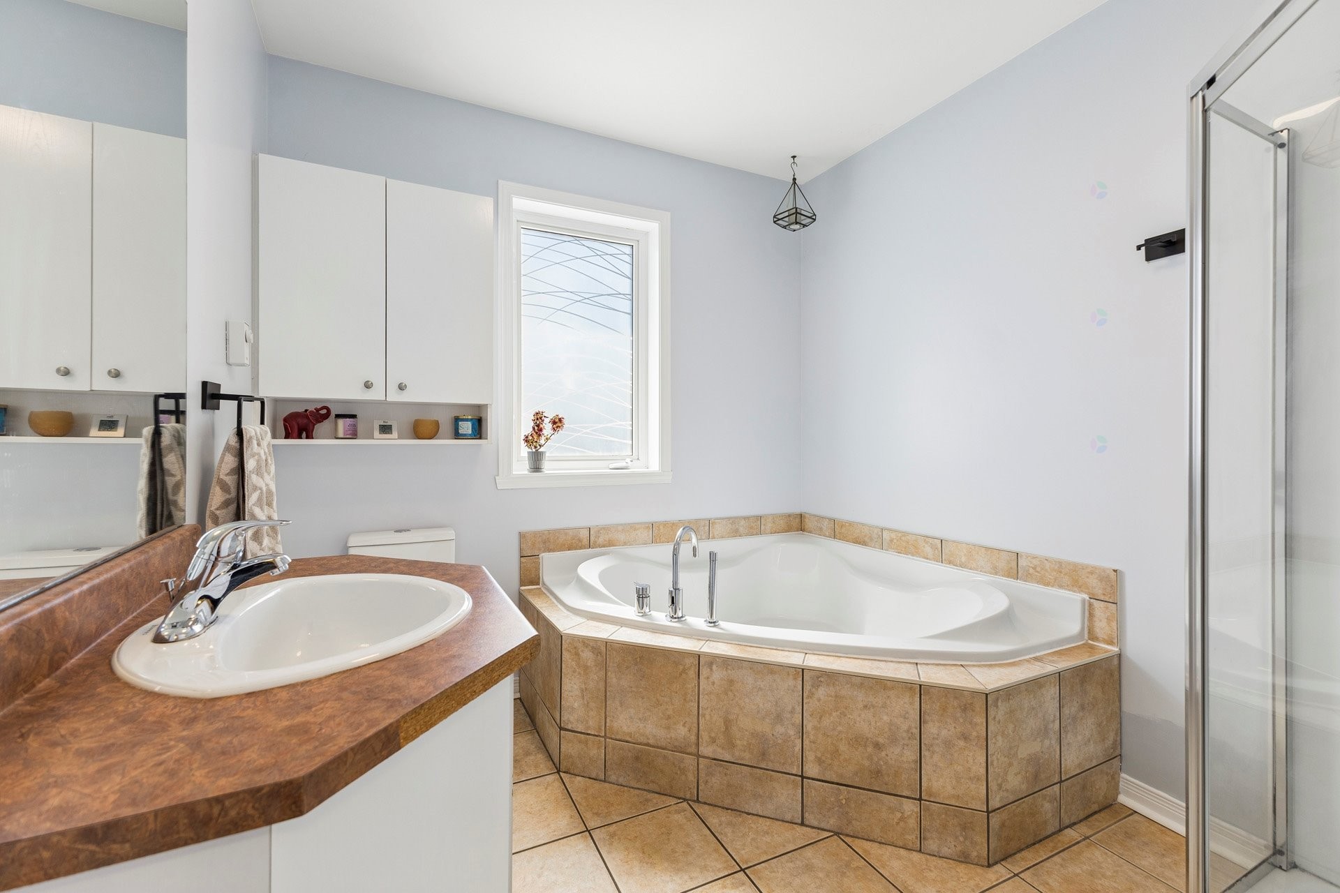 









2684


Rue des Floralies

,
Vaudreuil-Dorion,




QC
J7V8Y5

