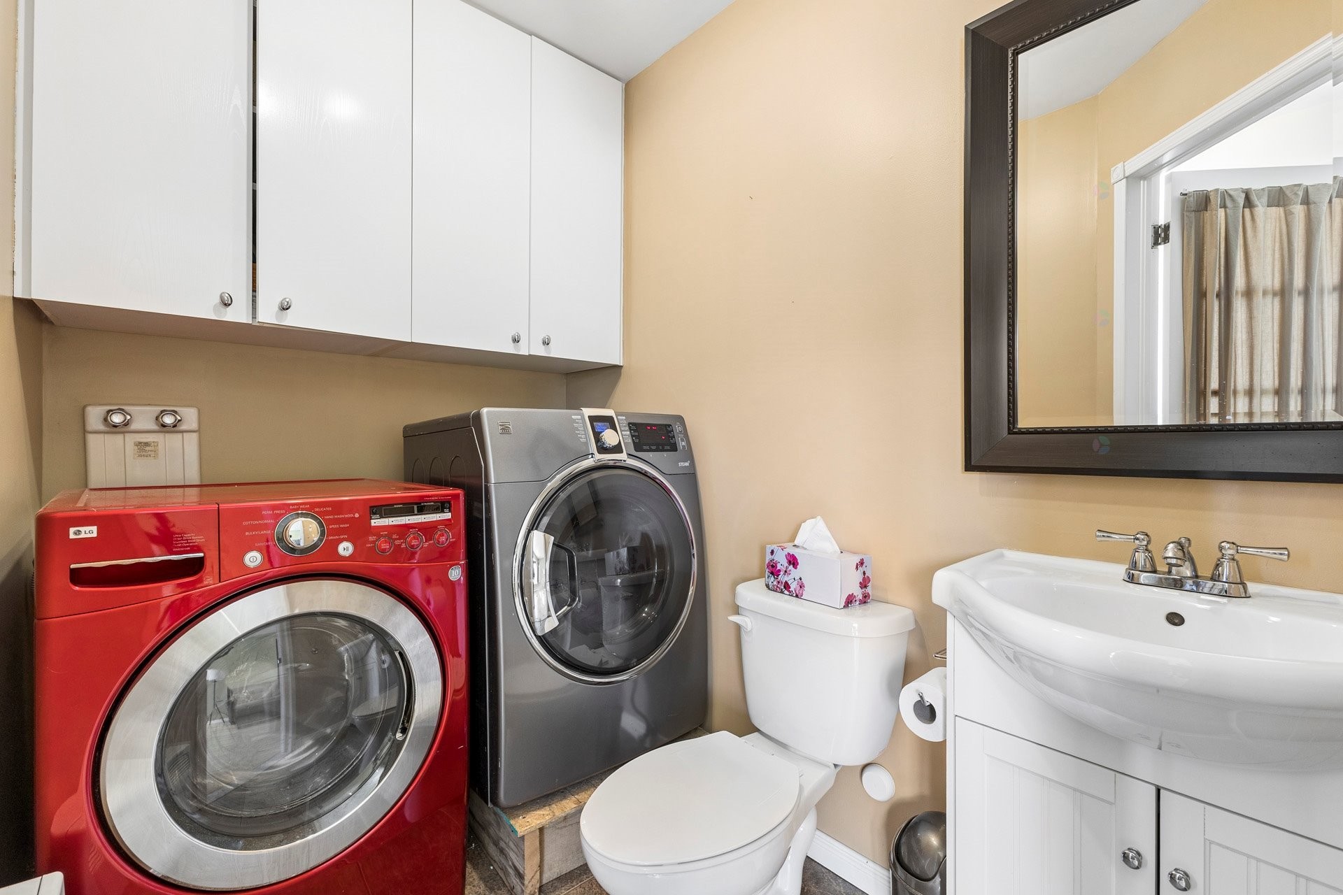 









2684


Rue des Floralies

,
Vaudreuil-Dorion,




QC
J7V8Y5

