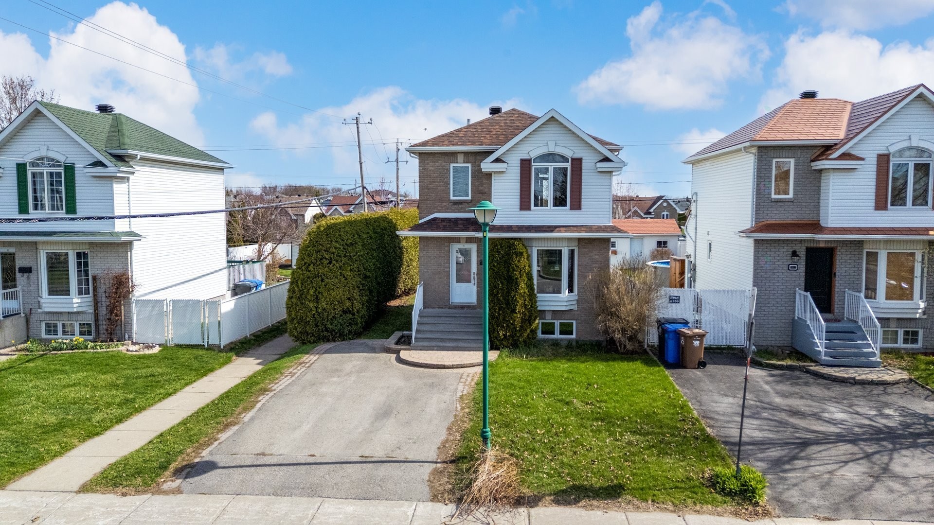 









2684


Rue des Floralies

,
Vaudreuil-Dorion,




QC
J7V8Y5

