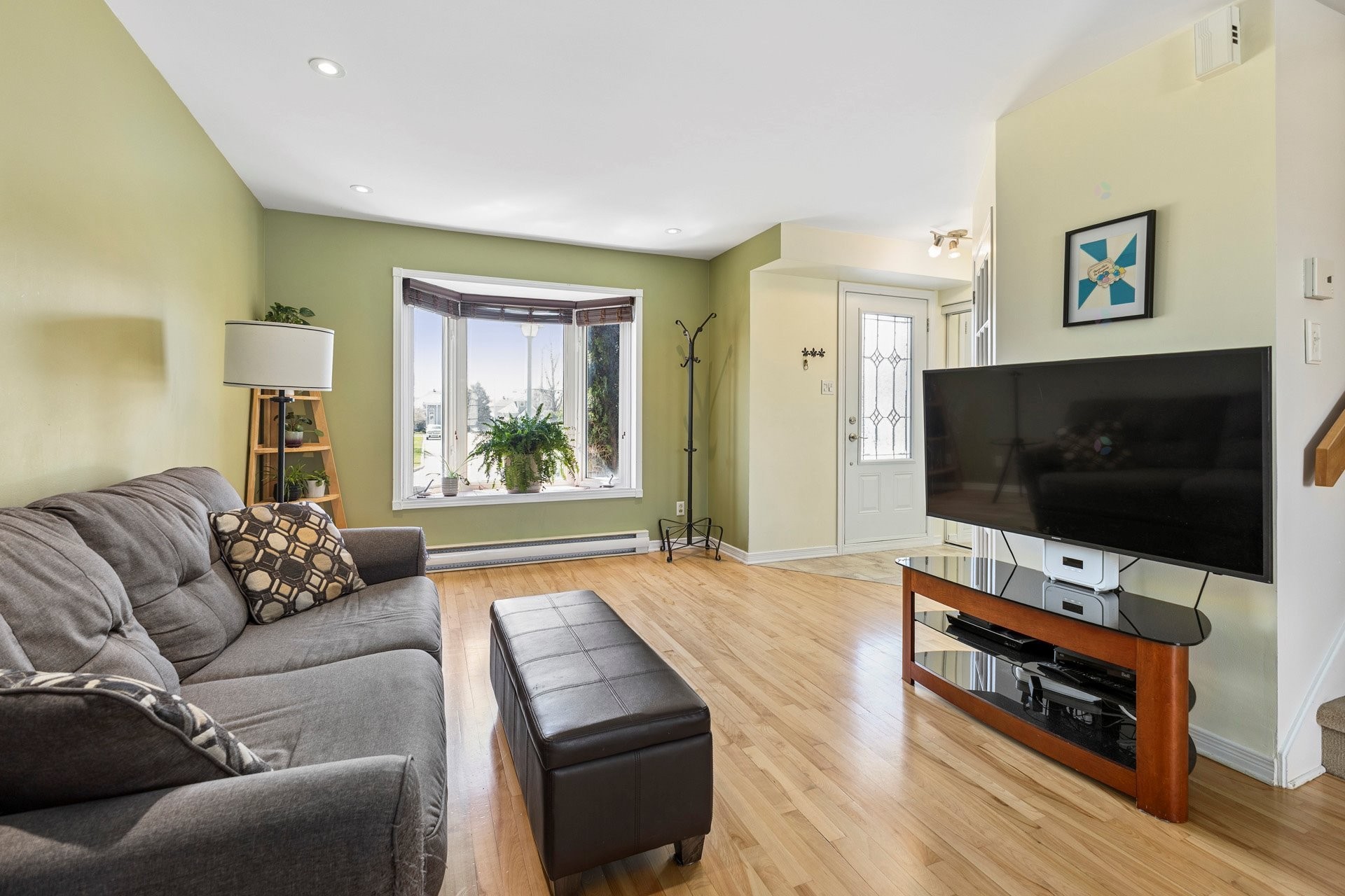 









2684


Rue des Floralies

,
Vaudreuil-Dorion,




QC
J7V8Y5

