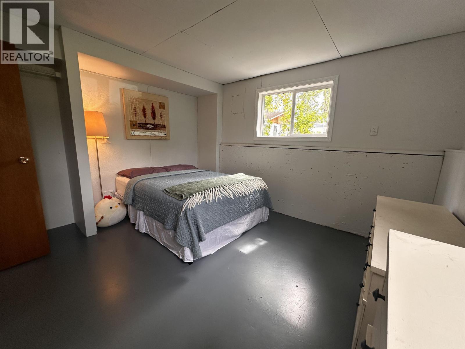 












5260 43 STREET

,
Fort Nelson,




British Columbia
V0C1R0

