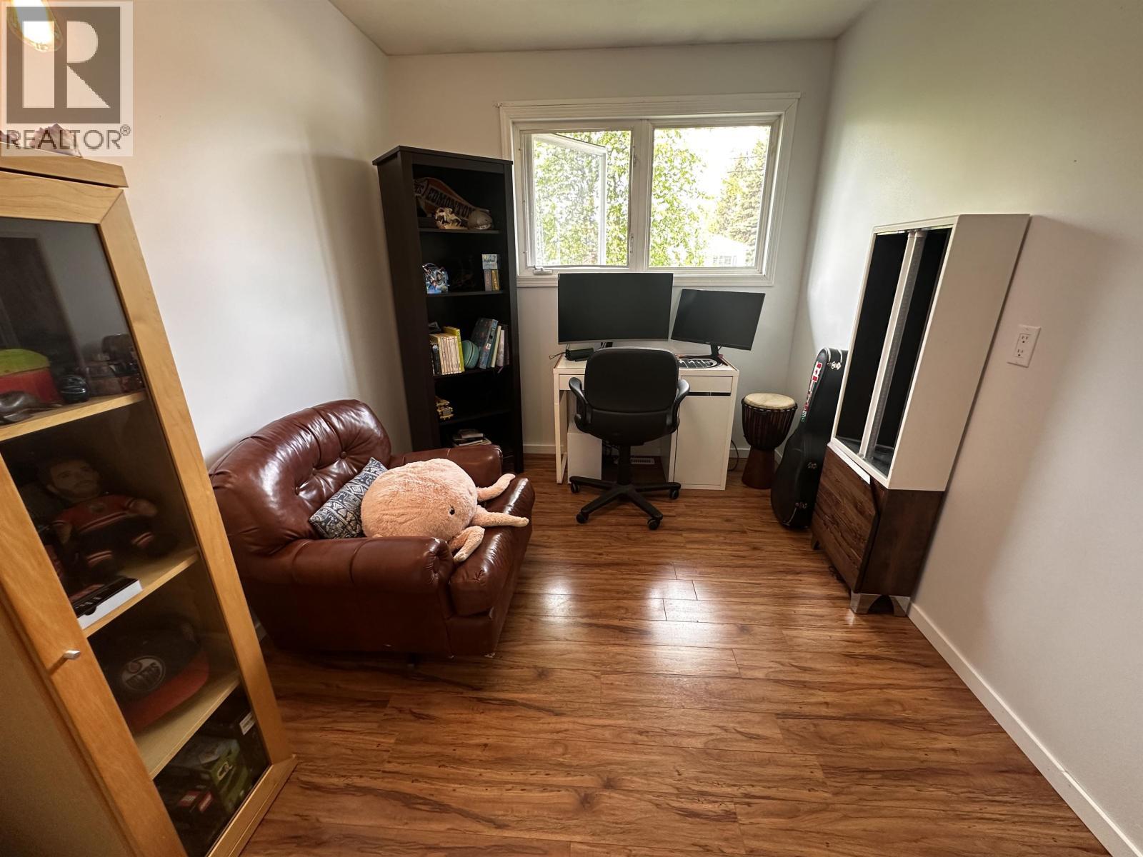 












5260 43 STREET

,
Fort Nelson,




British Columbia
V0C1R0

