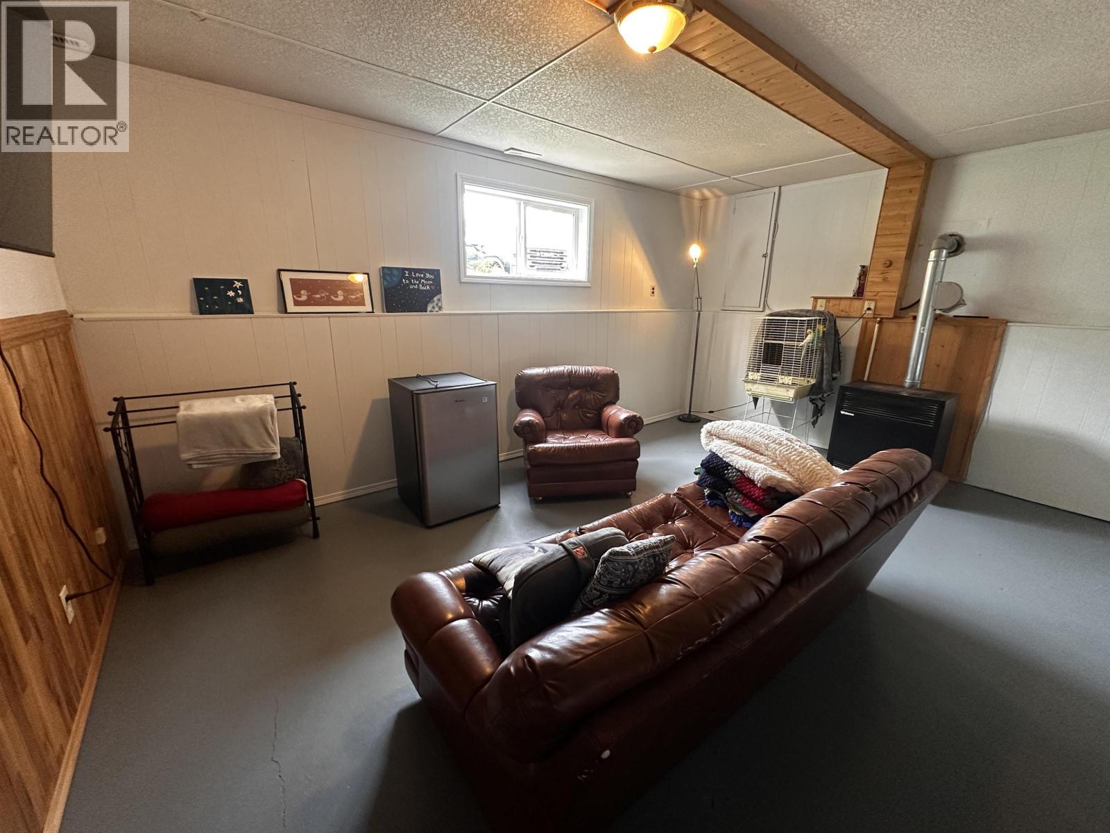 












5260 43 STREET

,
Fort Nelson,




British Columbia
V0C1R0

