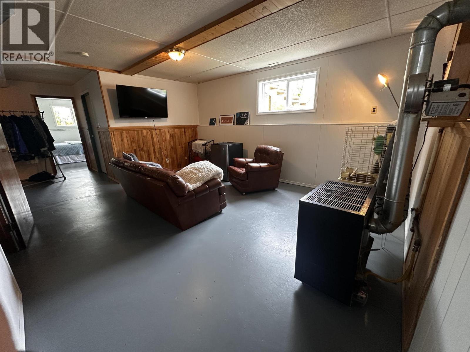 












5260 43 STREET

,
Fort Nelson,




British Columbia
V0C1R0

