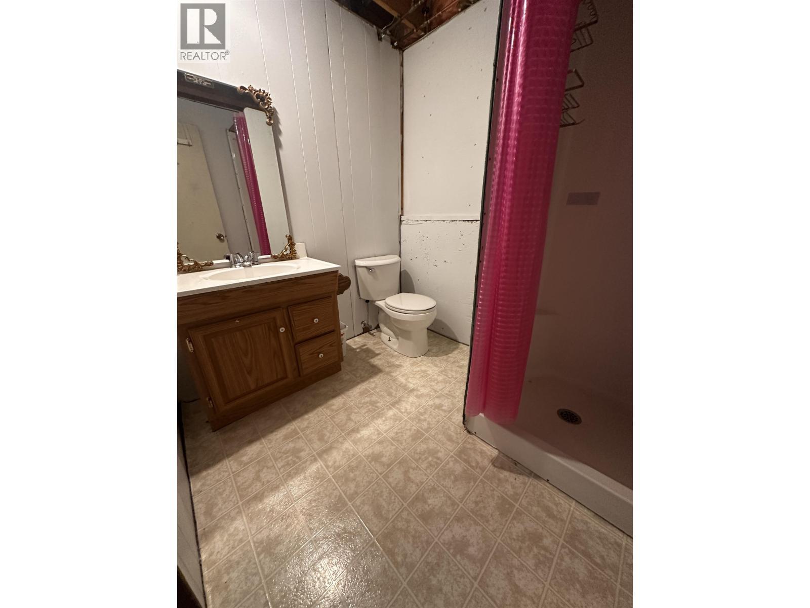 












5260 43 STREET

,
Fort Nelson,




British Columbia
V0C1R0

