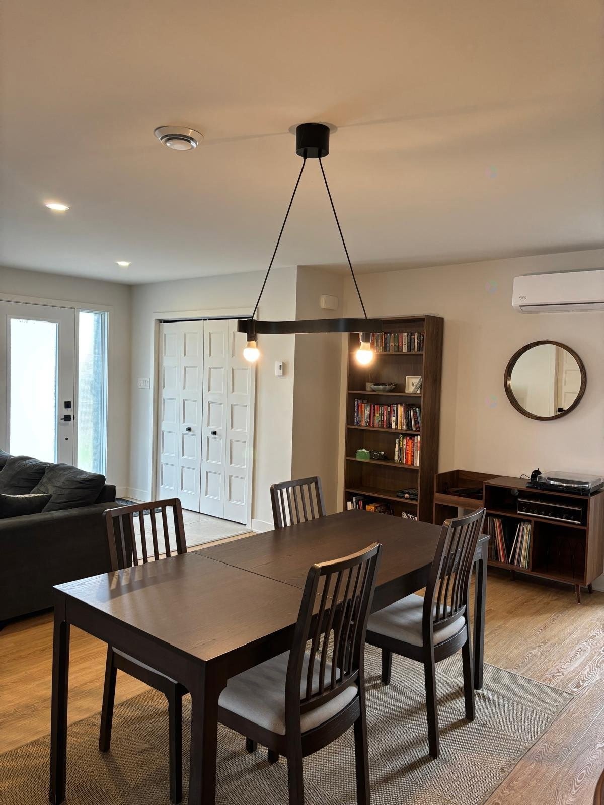 









338


Rue St-Raphael

, 2,
Salaberry-de-Valleyfield,




QC
J6T3A6


