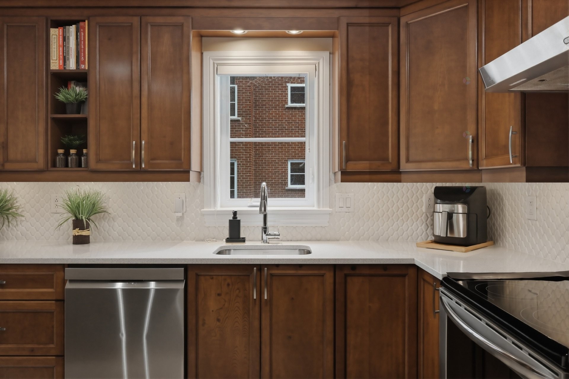 









1224


Rue du Sentier

, 102,
Longueuil (Le Vieux-Longueuil),




QC
J4N1S4

