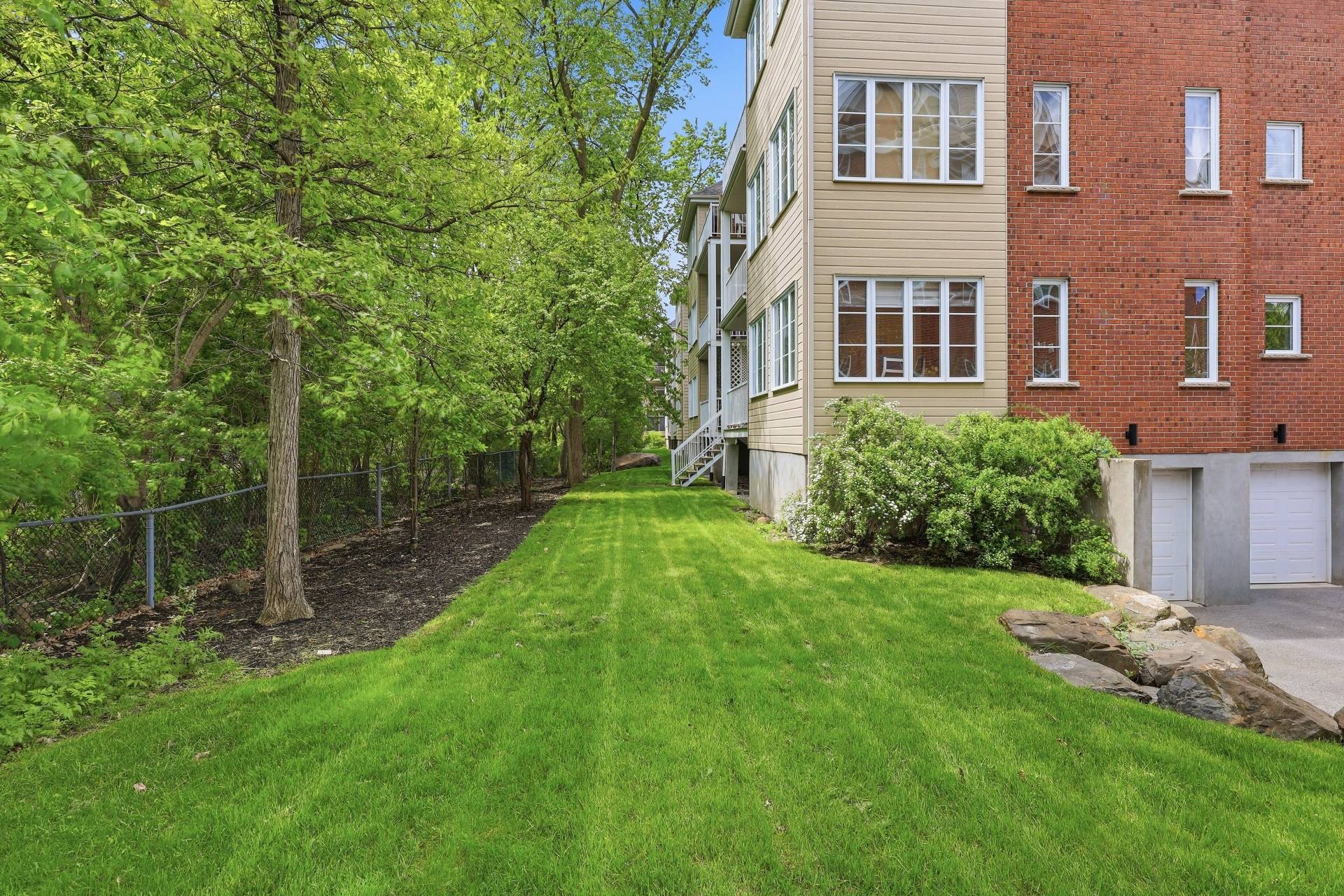 









1224


Rue du Sentier

, 102,
Longueuil (Le Vieux-Longueuil),




QC
J4N1S4

