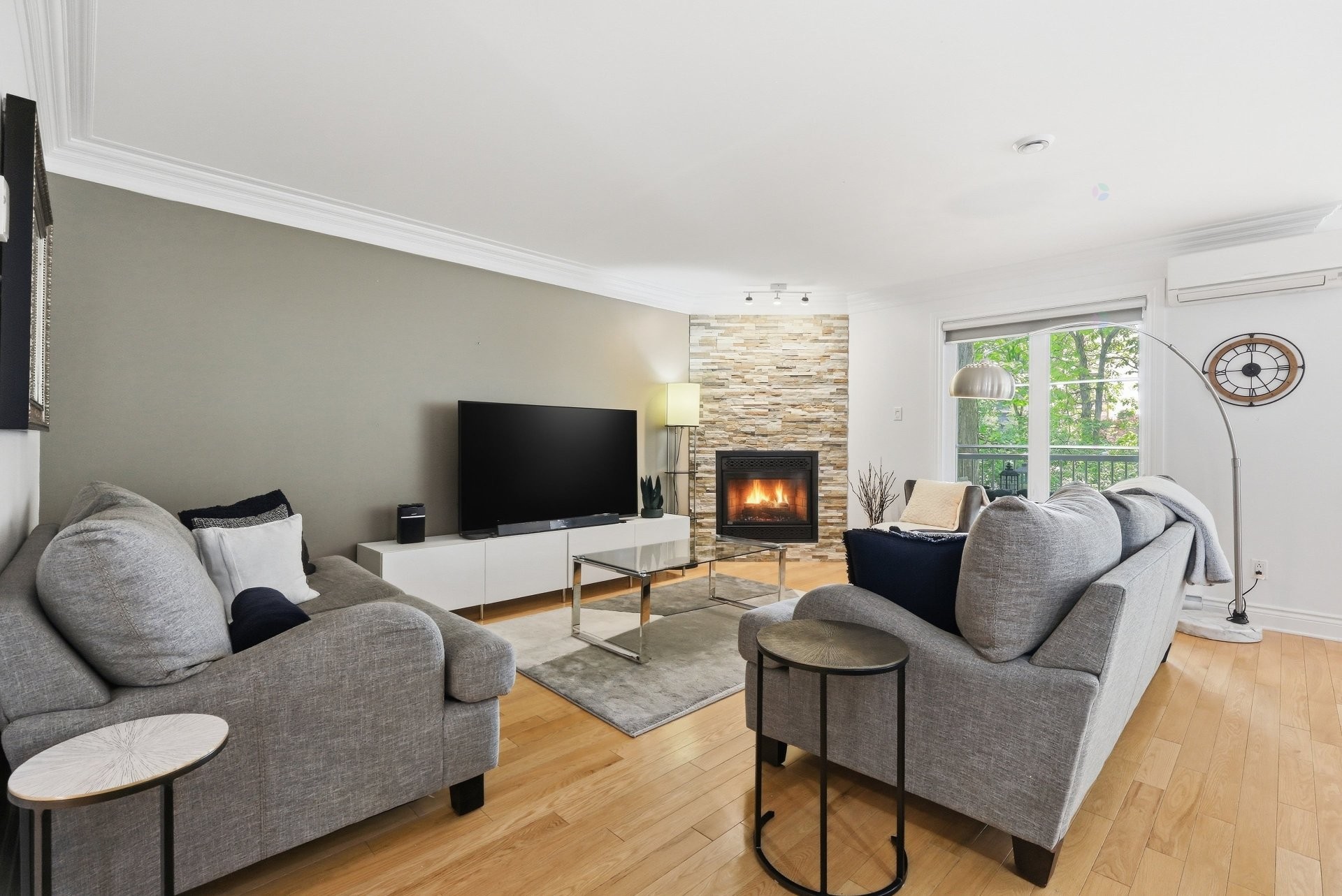 









1224


Rue du Sentier

, 102,
Longueuil (Le Vieux-Longueuil),




QC
J4N1S4

