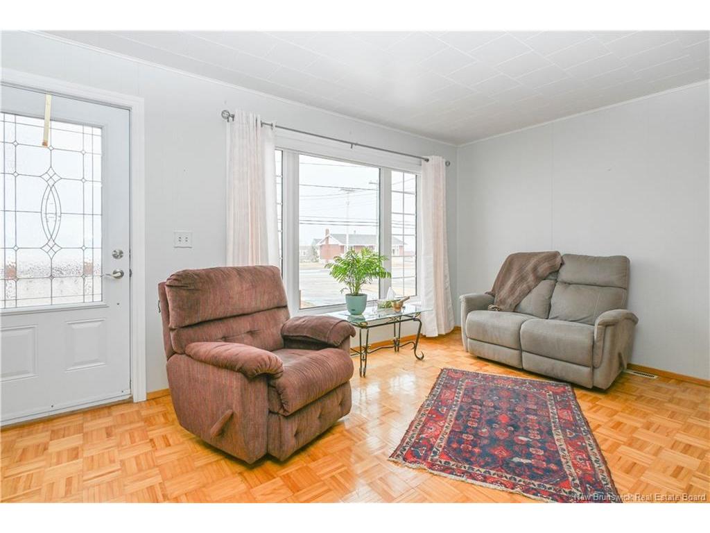 









336


Saint-Pierre E.

BLVD,
Caraquet,




NB
E1W 1B4

