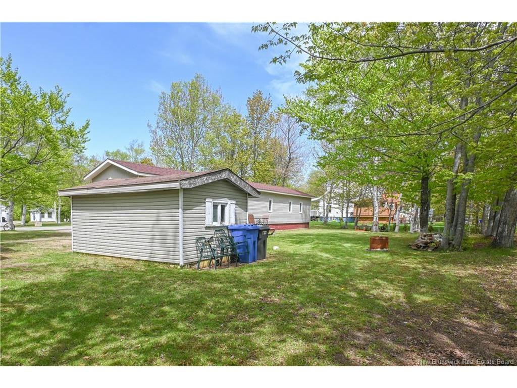 









258


du Bocage

ST,
Saint-Léolin,




NB
E8N 2S8

