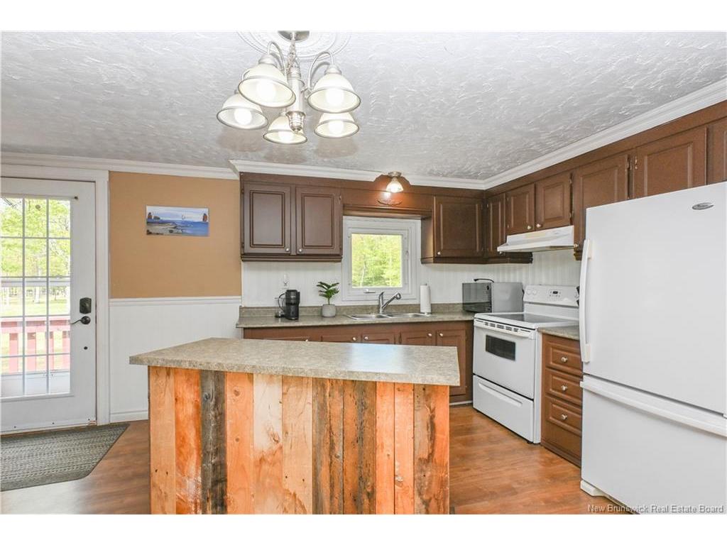 









258


du Bocage

ST,
Saint-Léolin,




NB
E8N 2S8

