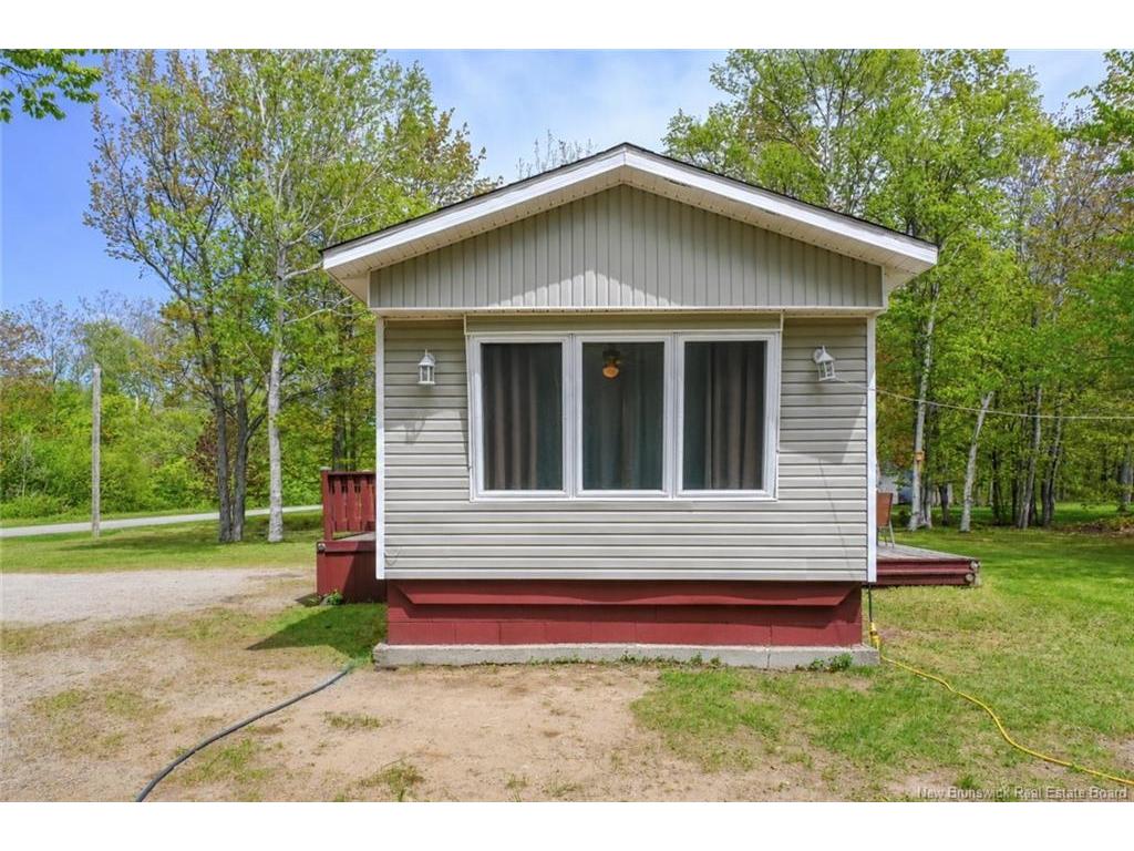 









258


du Bocage

ST,
Saint-Léolin,




NB
E8N 2S8

