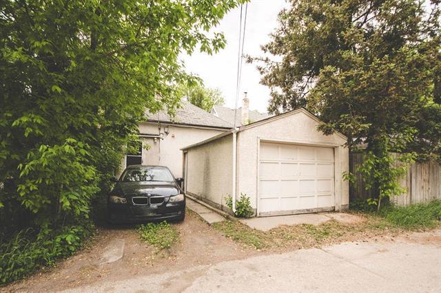 









587


Ashburn

ST,
Winnipeg,




MB
R3G 3C4

