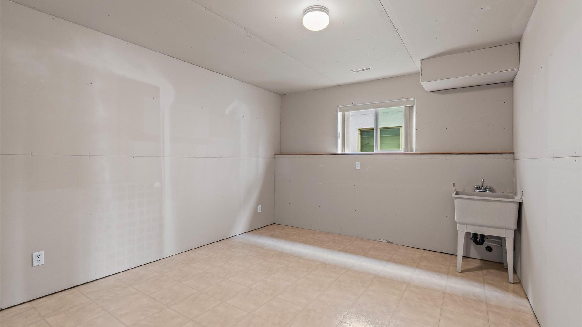 









22


Quail Vista

Place,
Vernon,




BC
V1B 3X9

