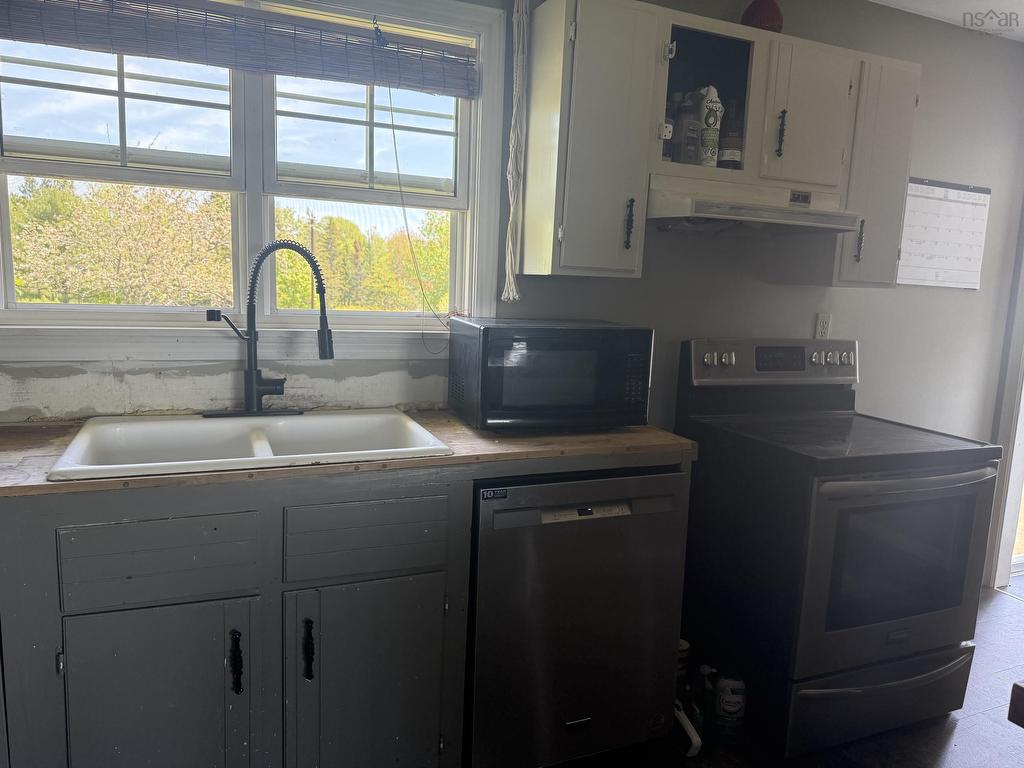 












108 Upper Debert River Road

,
Debert,




NS
B0M 1G0

