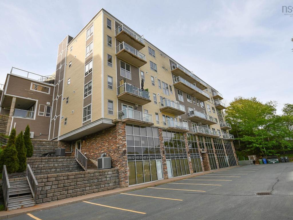 












607 200 Crown Drive

,
Halifax,




NS
B3N 0B1

