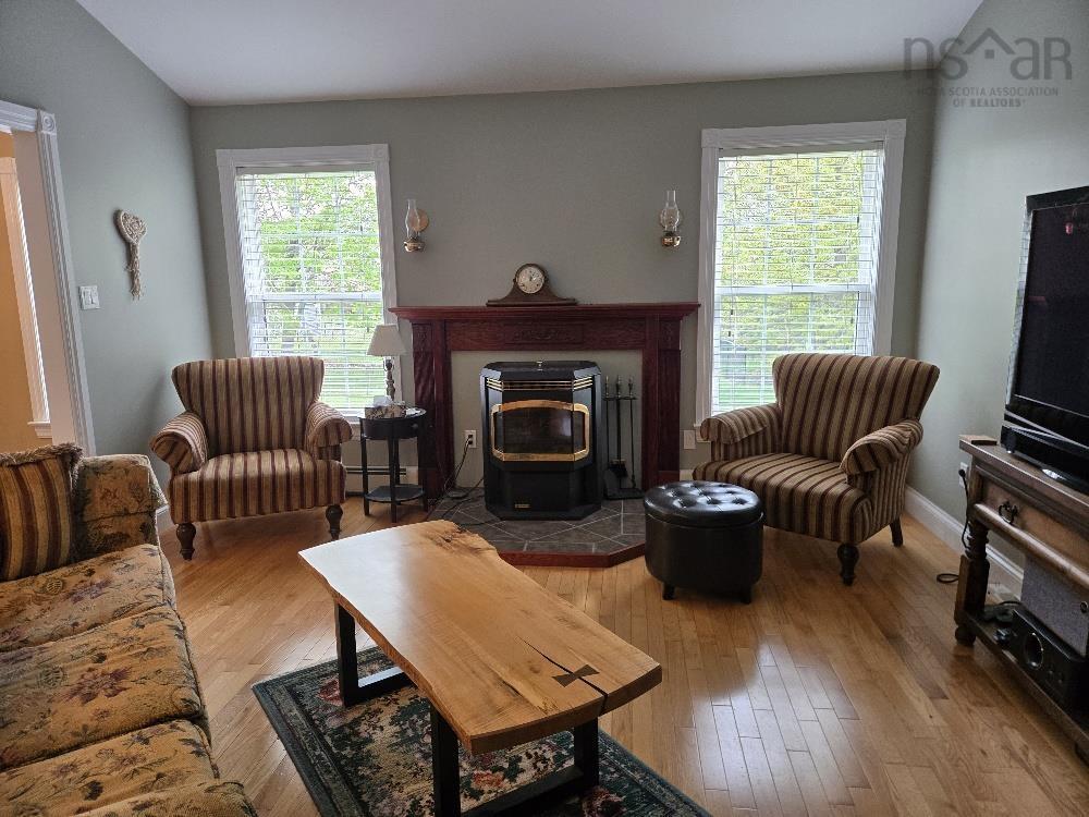












60 Sandy Place

,
Valley,




NS
B6L 4G1

