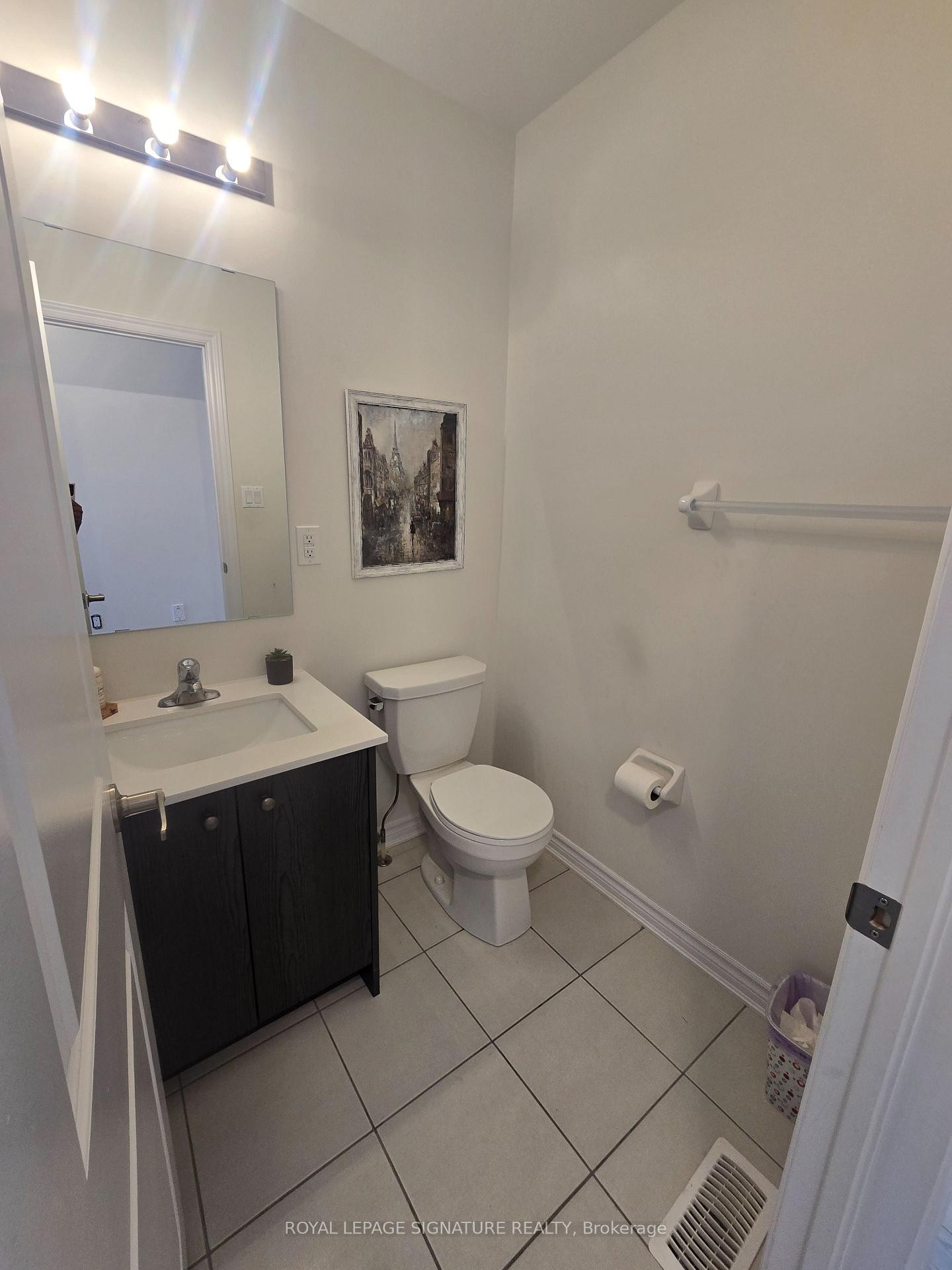 









30


Spinland

Street,
Caledon,




ON
L7C 1Z9

