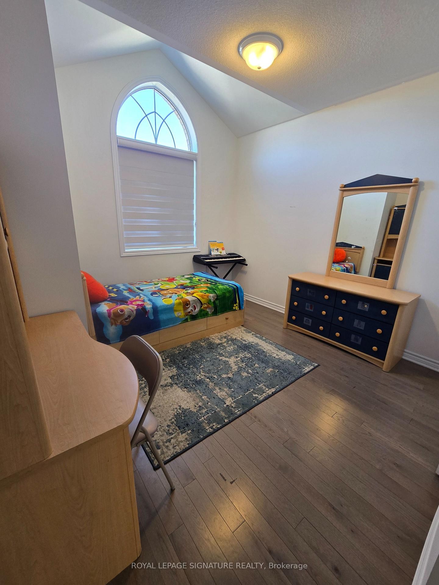 









30


Spinland

Street,
Caledon,




ON
L7C 1Z9

