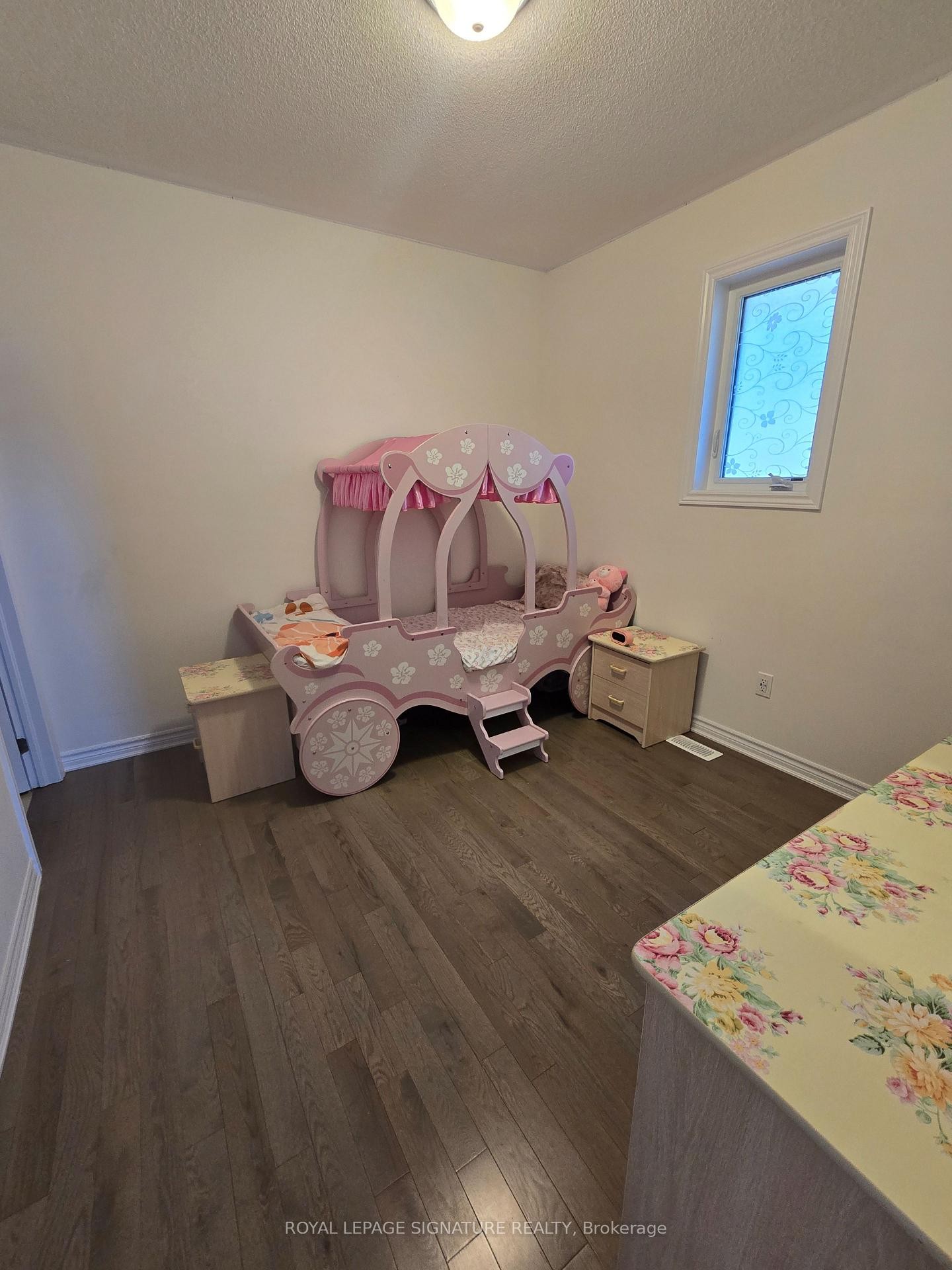 









30


Spinland

Street,
Caledon,




ON
L7C 1Z9

