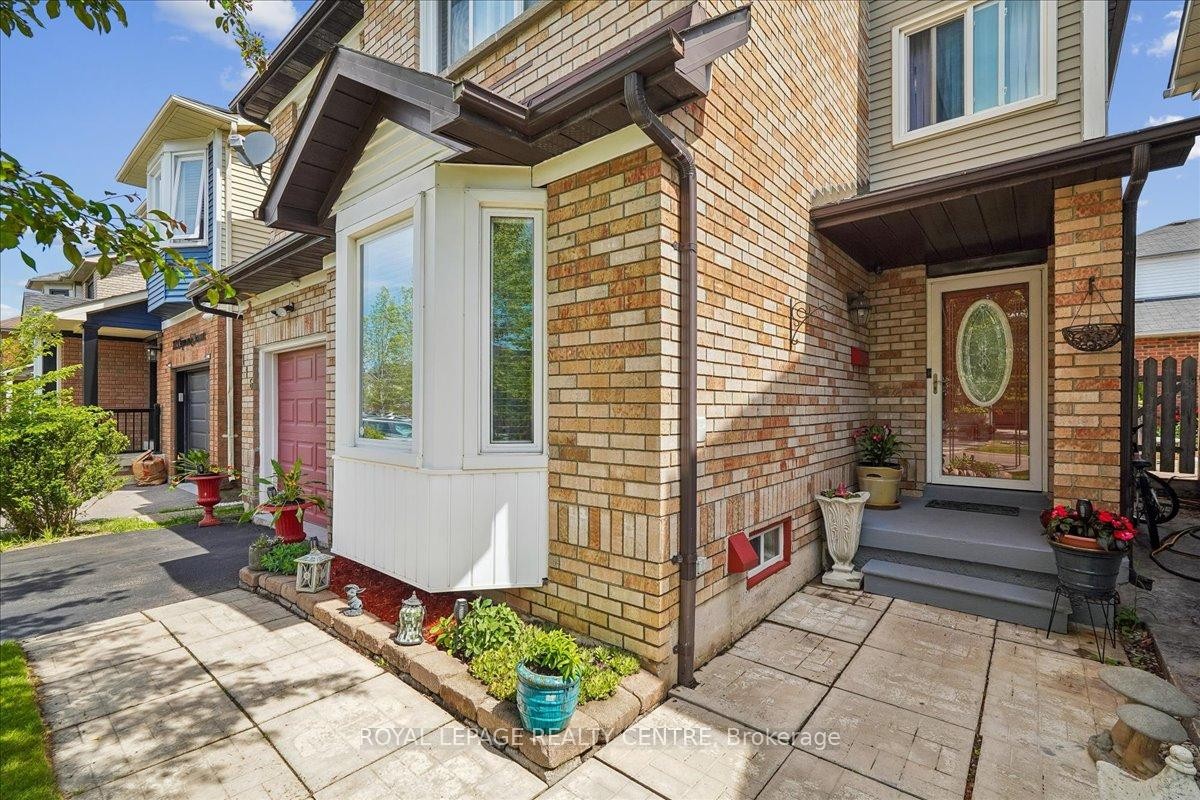 









116


Chipmunk

Crescent,
Brampton,




ON
L6R 1B4


