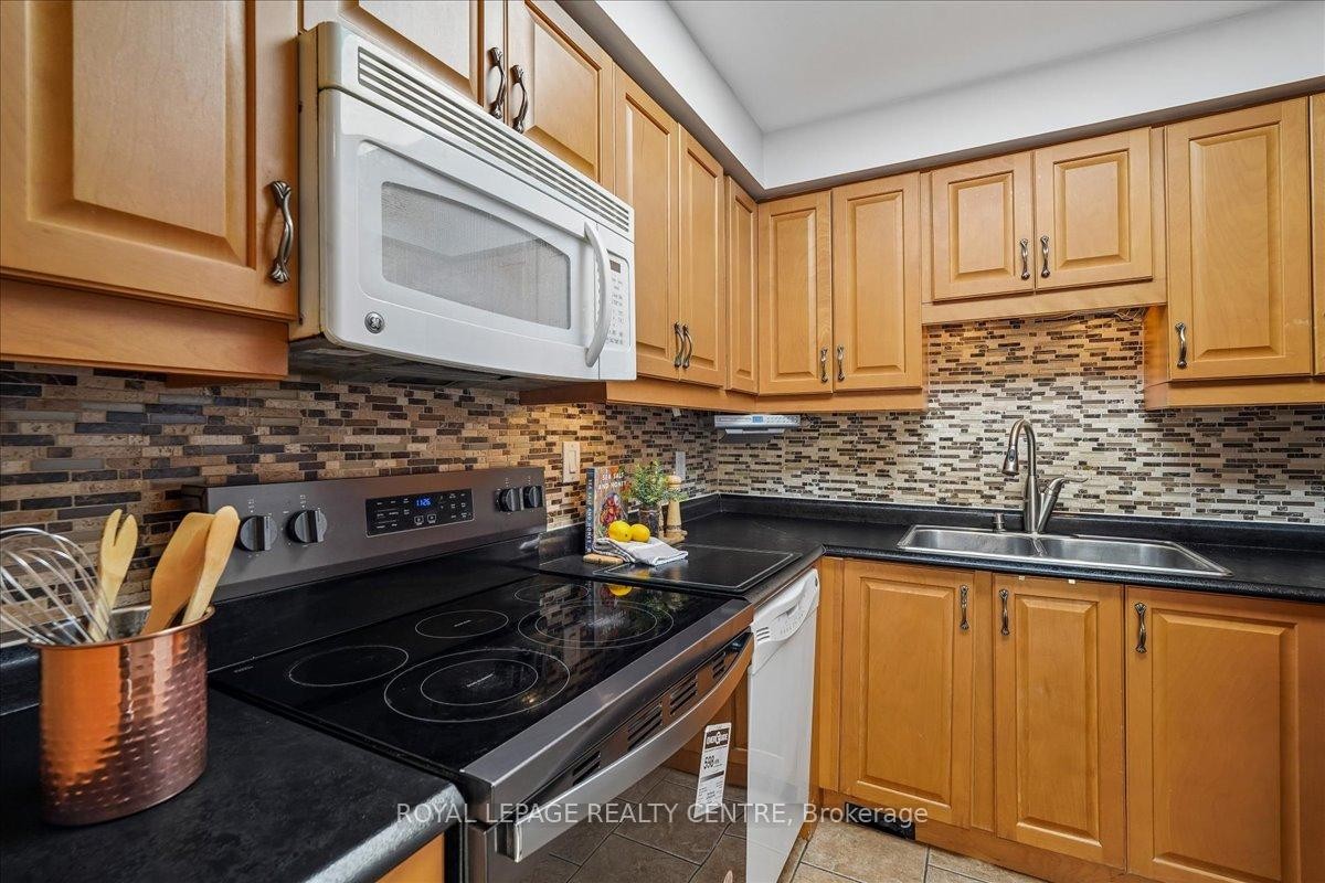 









116


Chipmunk

Crescent,
Brampton,




ON
L6R 1B4

