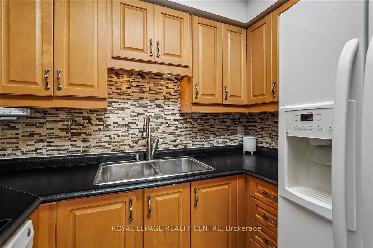 









116


Chipmunk

Crescent,
Brampton,




ON
L6R 1B4

