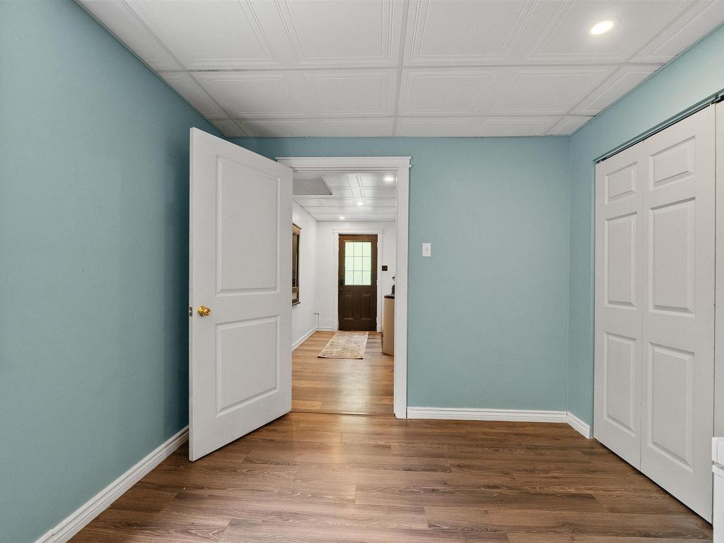 












832 Myra Road

,
Porters Lake,




NS
B3E 1G5

