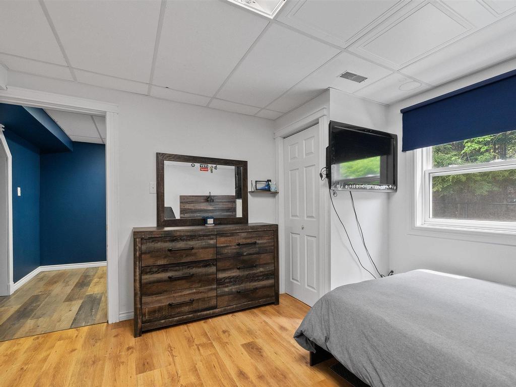 












832 Myra Road

,
Porters Lake,




NS
B3E 1G5

