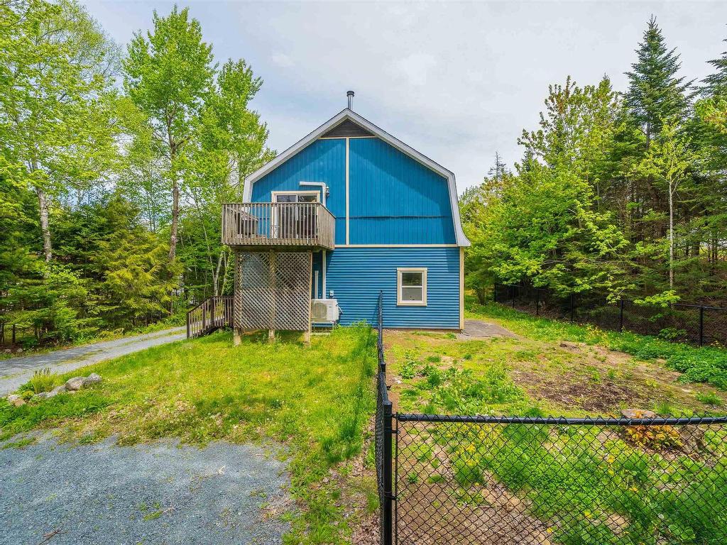 












832 Myra Road

,
Porters Lake,




NS
B3E 1G5

