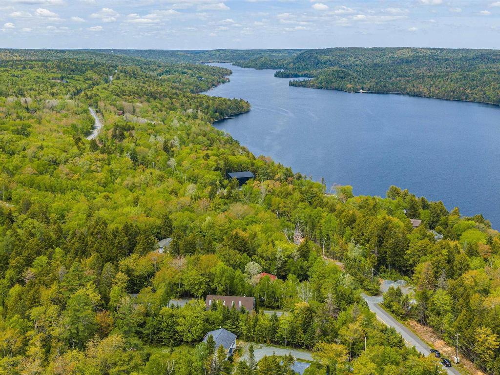 












832 Myra Road

,
Porters Lake,




NS
B3E 1G5

