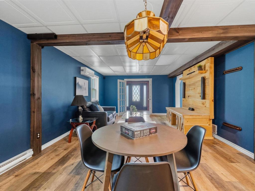 












832 Myra Road

,
Porters Lake,




NS
B3E 1G5

