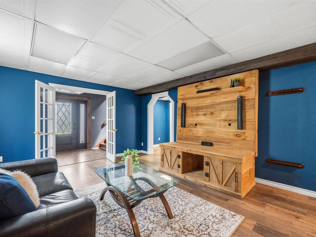 












832 Myra Road

,
Porters Lake,




NS
B3E 1G5

