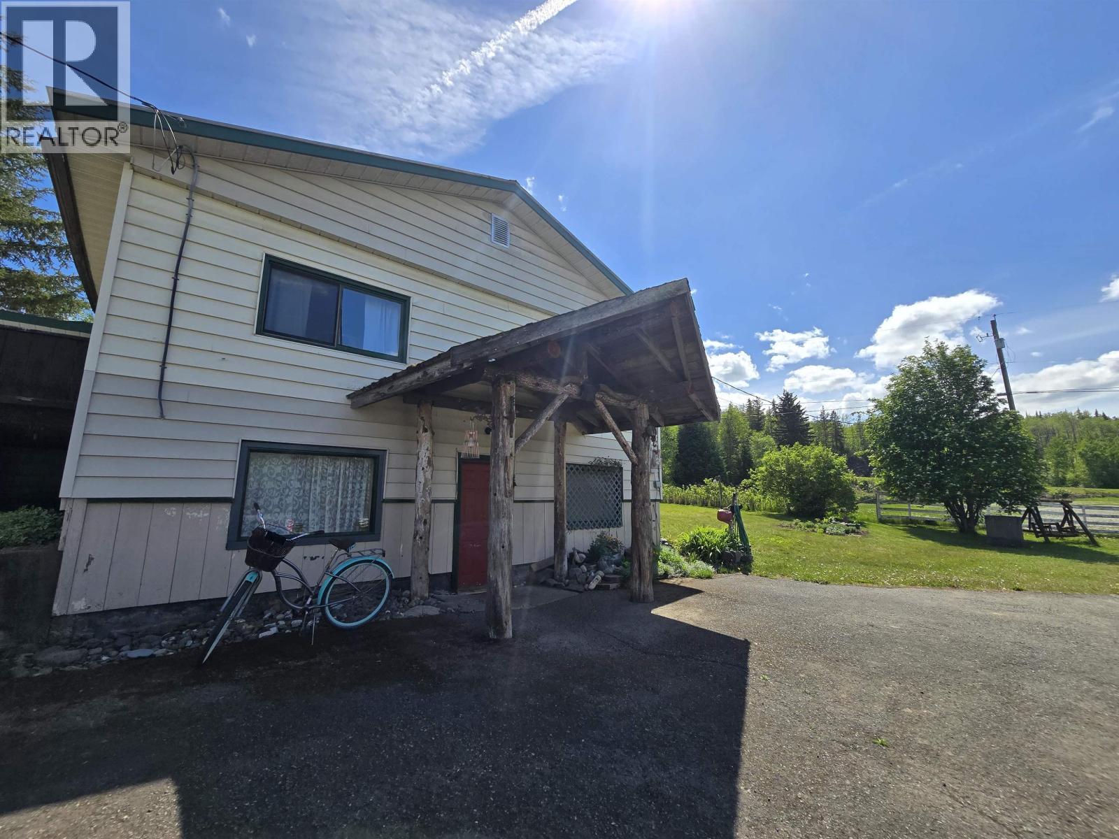












1628 N KITWANGA ROAD

,
Kitwanga,




British Columbia
V0J2A0

