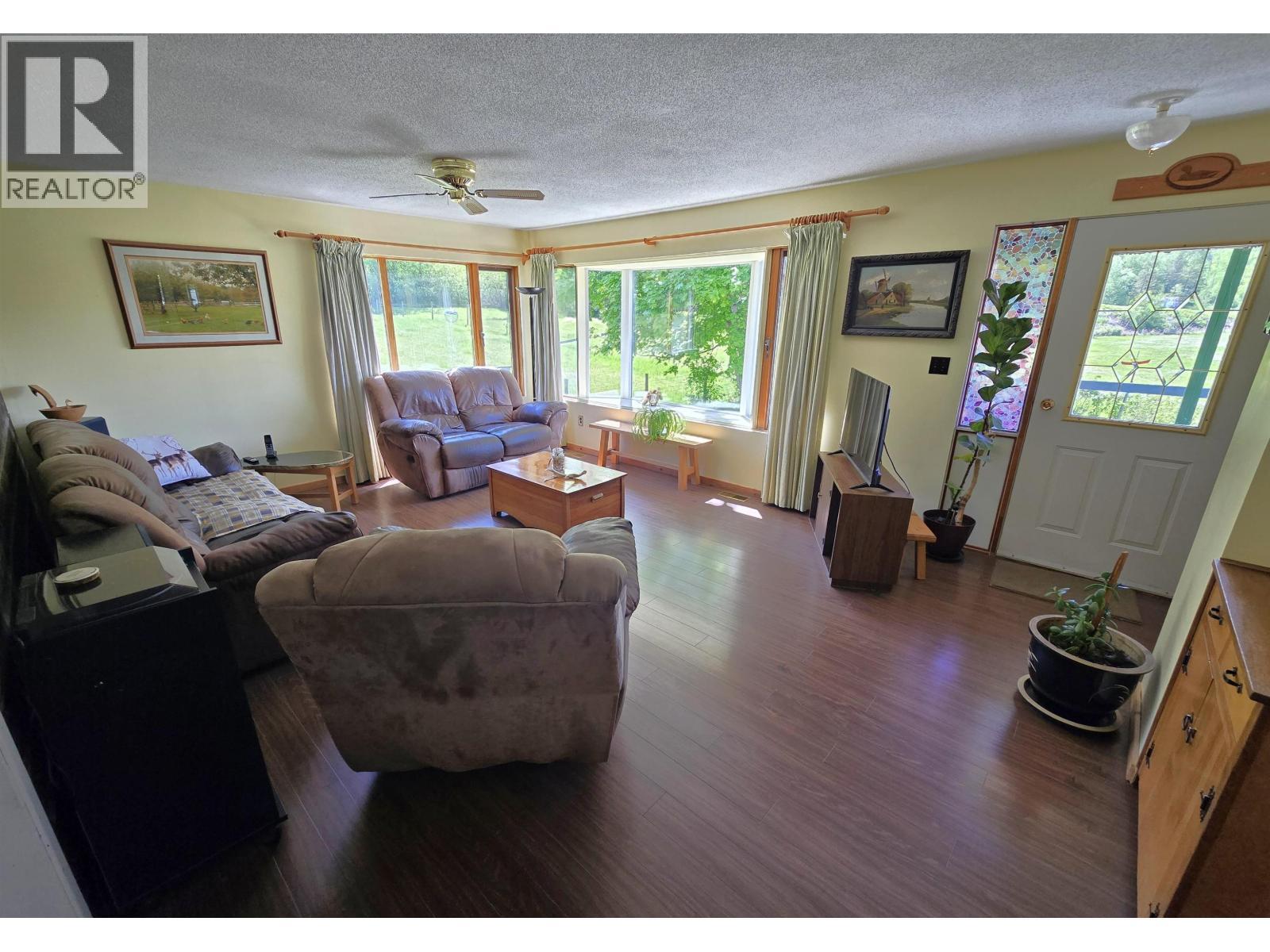 












1628 N KITWANGA ROAD

,
Kitwanga,




British Columbia
V0J2A0

