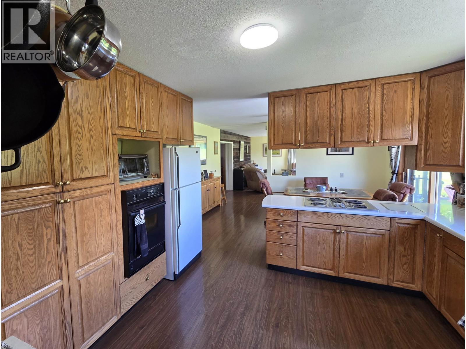 












1628 N KITWANGA ROAD

,
Kitwanga,




British Columbia
V0J2A0

