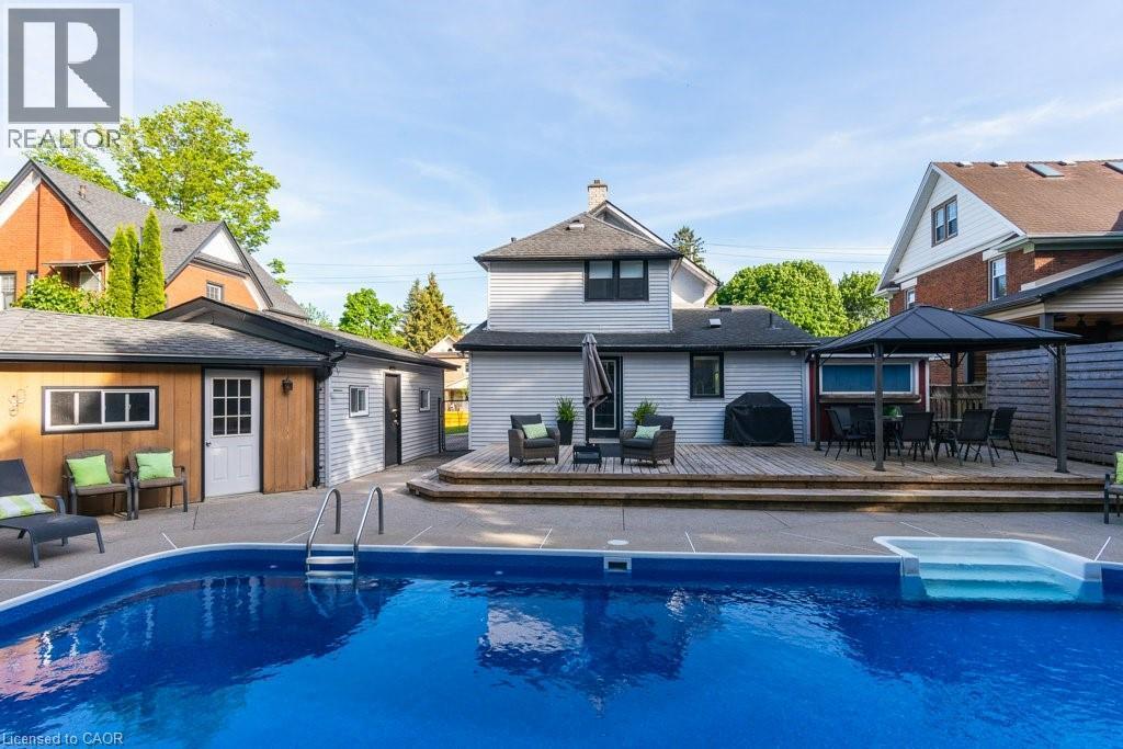 












44 KRUG Street

,
Kitchener,




Ontario
N2H2X7

