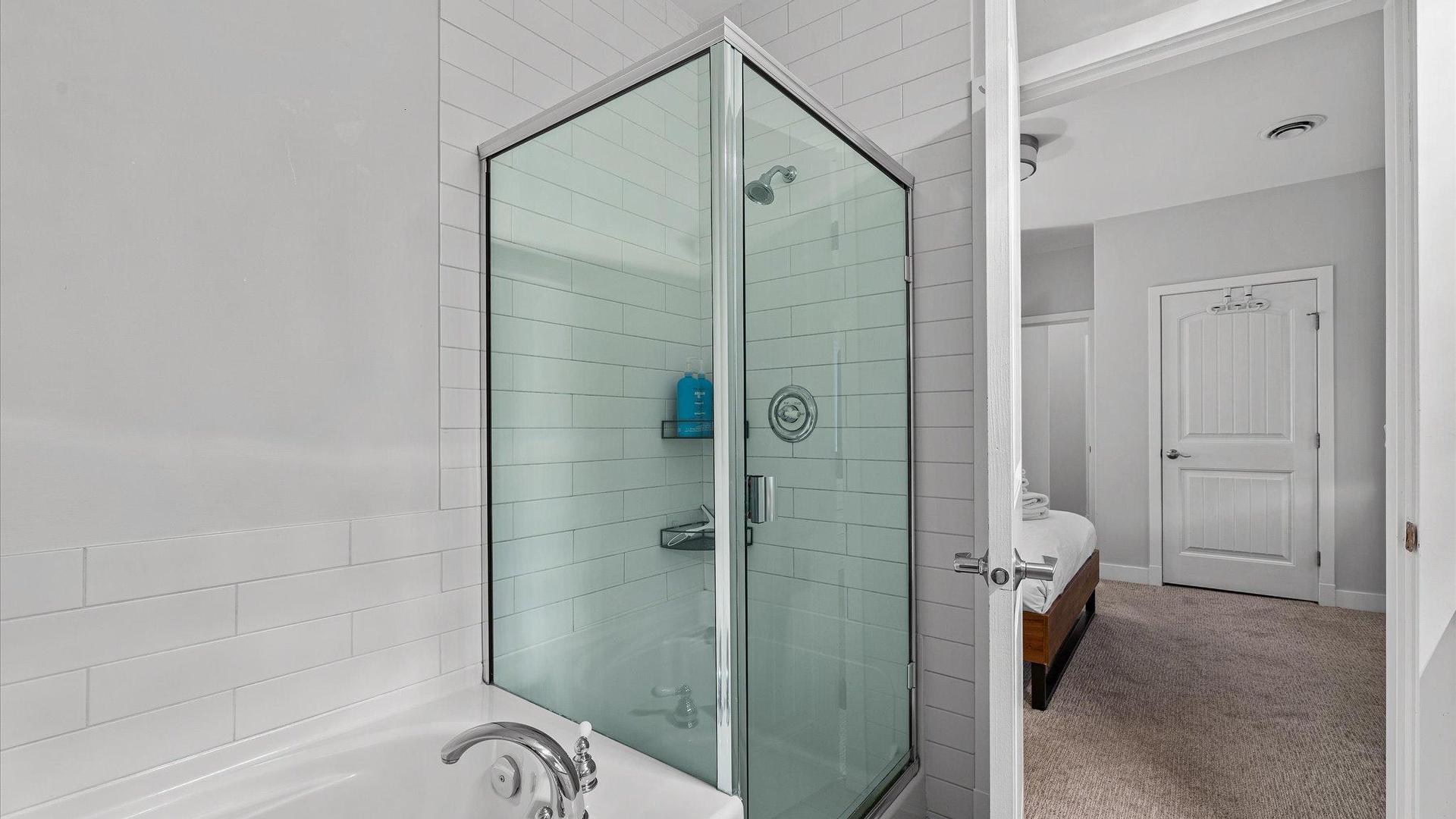









4034


Pritchard

Drive, 5403,
West Kelowna,




BC
V4T 3E4

